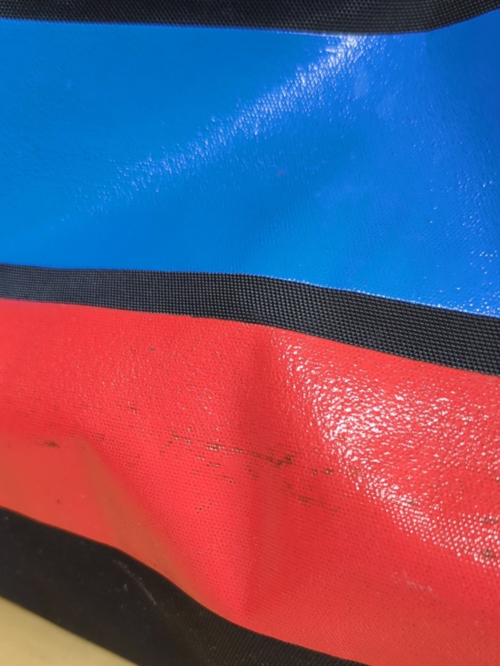 Retro Duffel Bag - 90s Vibes BC 649 / 49 Unisex Y2K - Picture 6 of 9